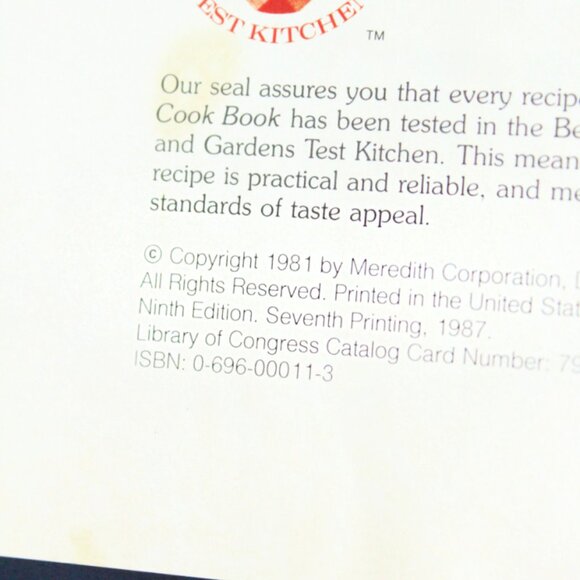 Vintage Better Homes and Garden New Cookbook/Hardcover/ Ring Bound - Picture 2 of 2